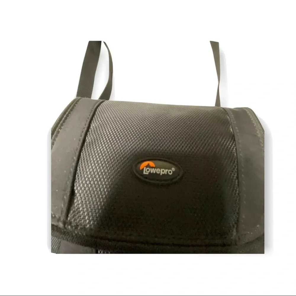 Lowepro 110 Black Camera Bag Case With Shoulder Strap
